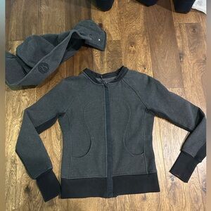 Lululemon Zip-up Size 6 *Vintage* 2013 Special Edition